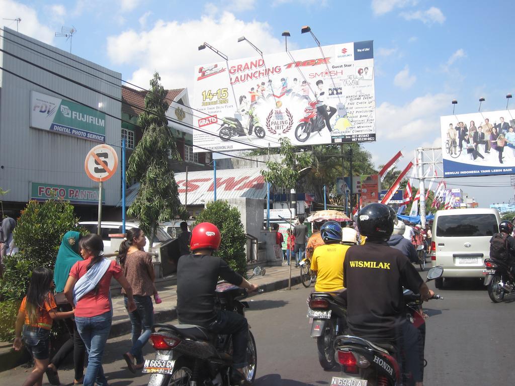 Hotel Tosari Malang Exterior foto